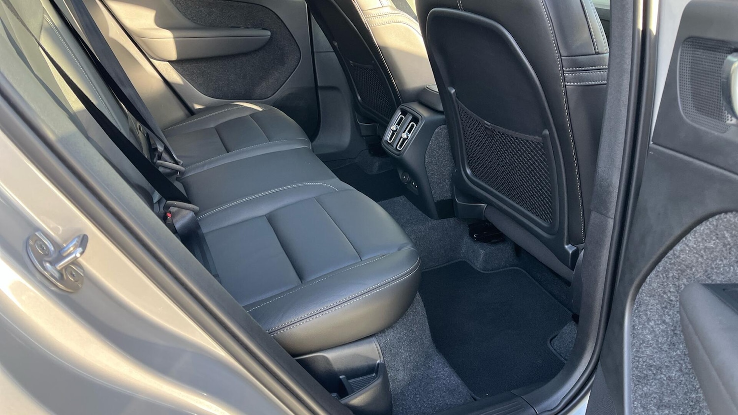 Used Volvo XC40 for sale - 77237578: Photo 33