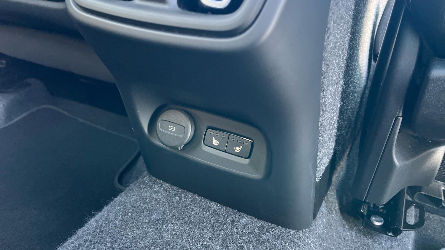 Used Volvo XC40 for sale - 77237578: Photo 35