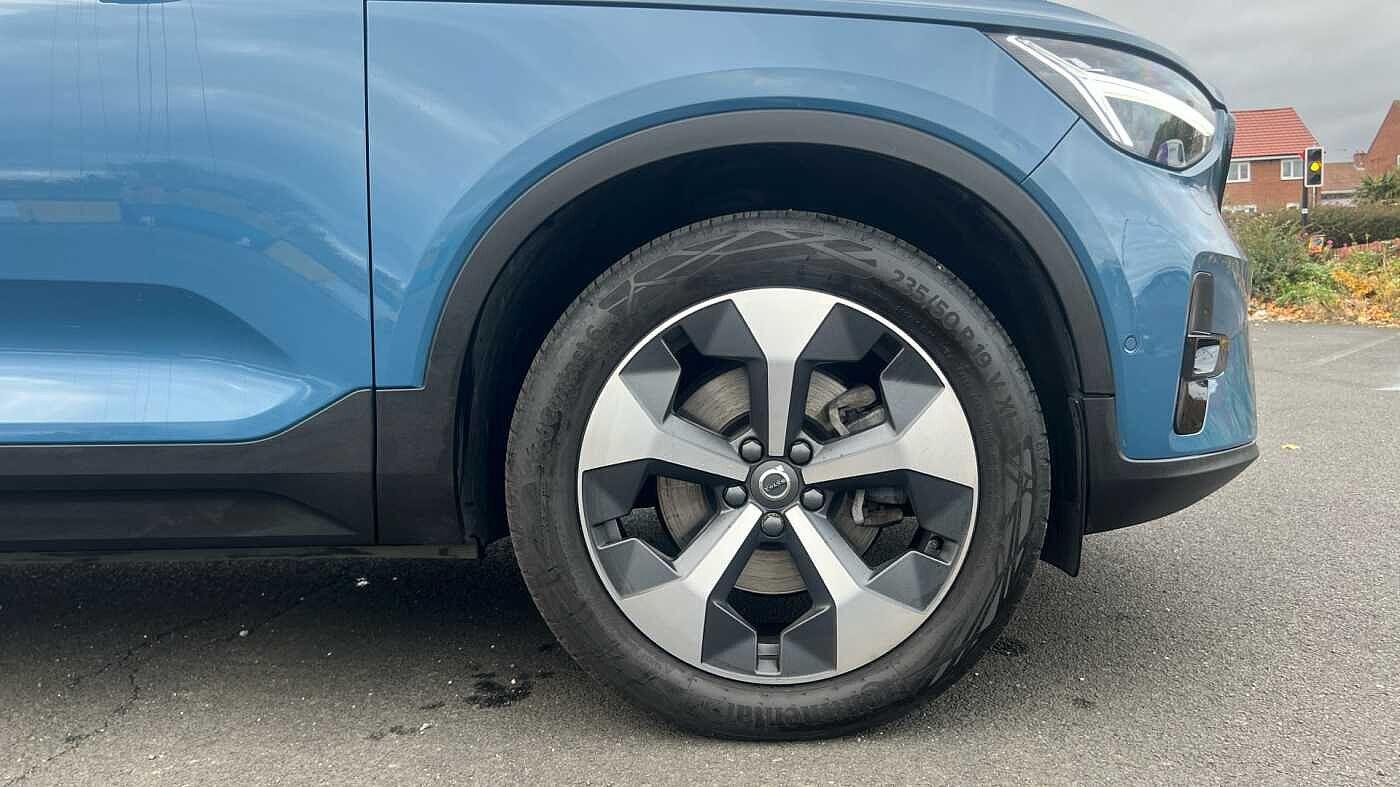 Used Volvo XC40 2023 for sale - 76073091: Photo 12