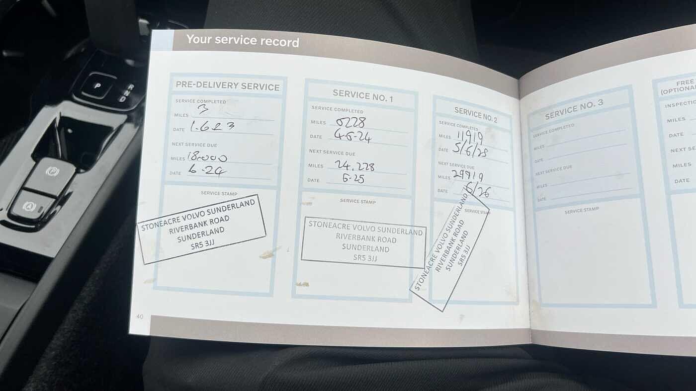 Used Volvo XC40 2023 for sale - 76073091: Photo 17