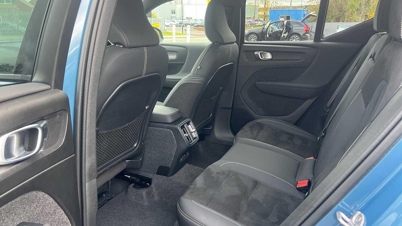 Used Volvo XC40 2023 for sale - 76073091: Photo 36