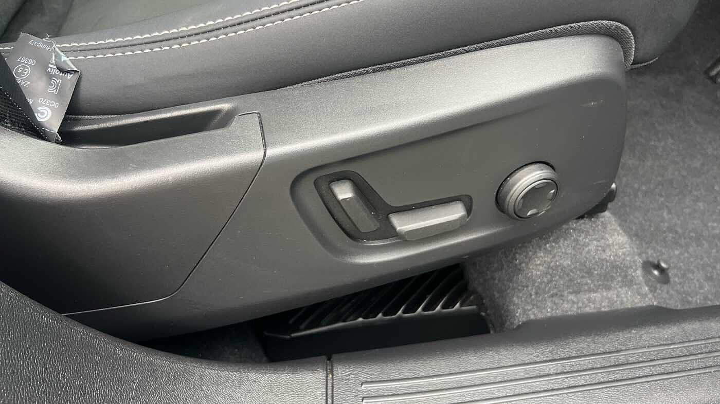 Used Volvo XC40 2023 for sale - 76073091: Photo 46