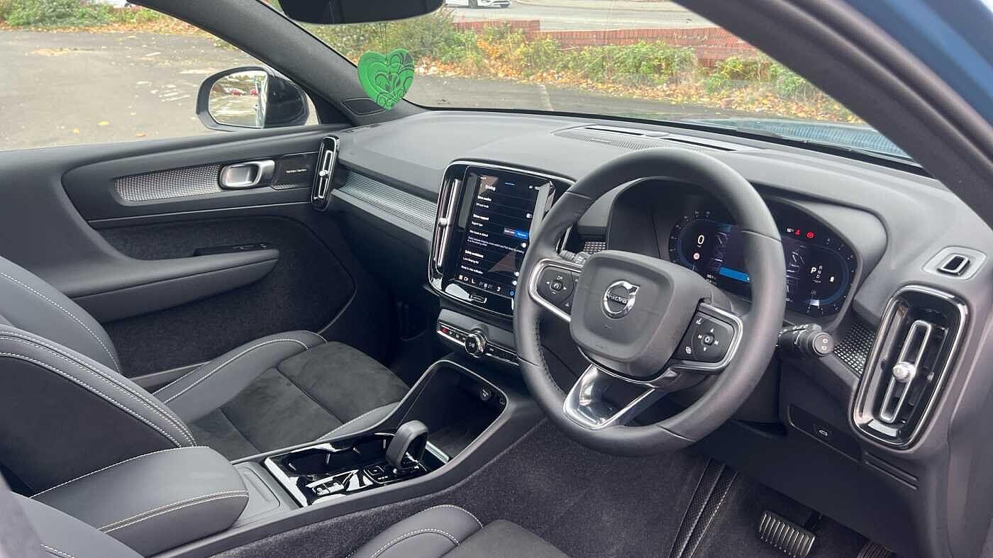 Used Volvo XC40 2023 for sale - 76073091: Photo 5