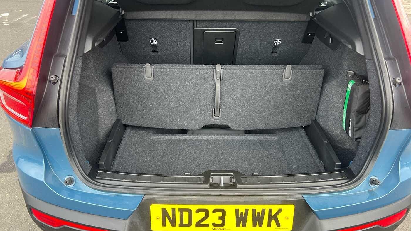 Used Volvo XC40 2023 for sale - 76073091: Photo 66