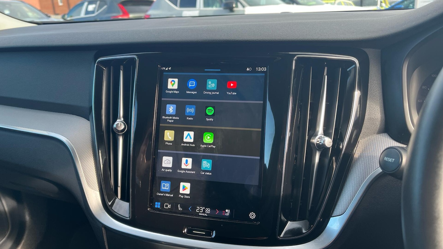 Used Volvo V60 2025 for sale - 77908762: Photo 17