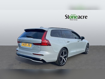 Used Volvo V60 2025 for sale - 77908762: Photo