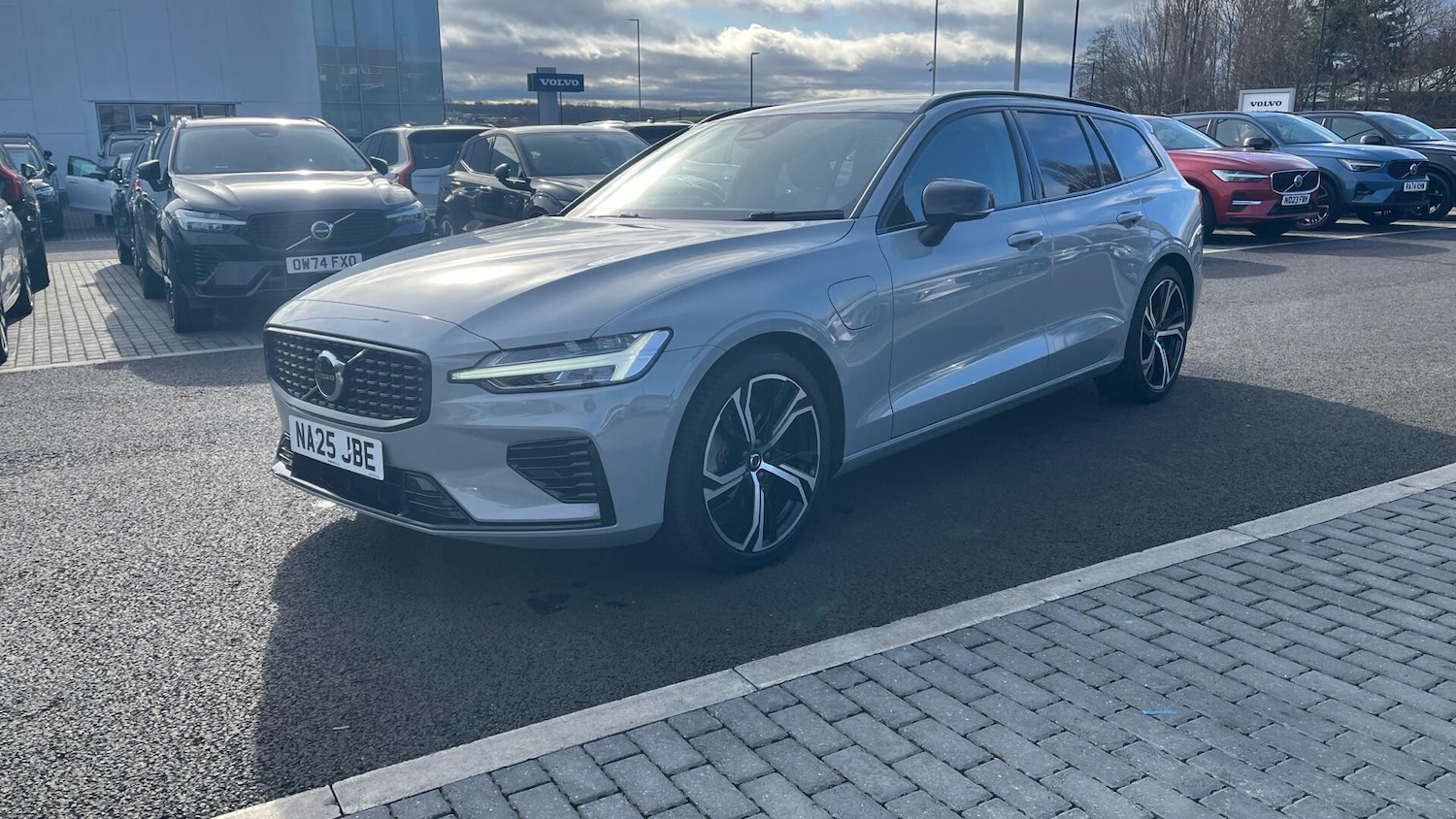 Used Volvo V60 2025 for sale - 77908762: Photo 39