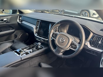 Used Volvo V60 2025 for sale - 77908762: Photo