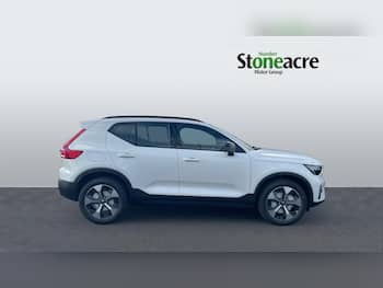 Used Volvo XC40 2026 for sale - 79750643: Photo