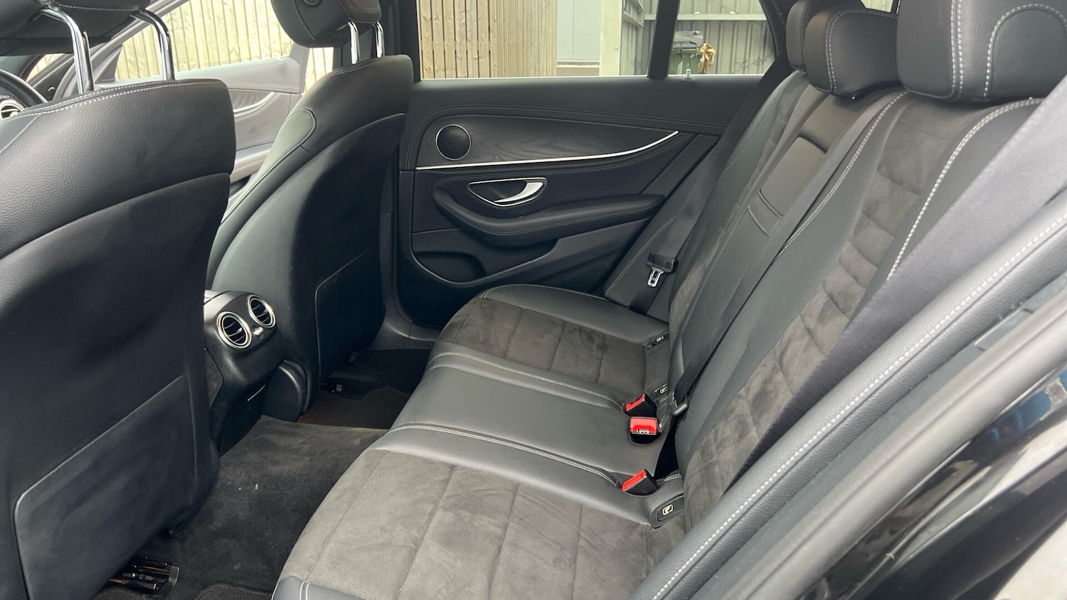 Used Mercedes-Benz E Class 2019 for sale - 76072607: Photo 33