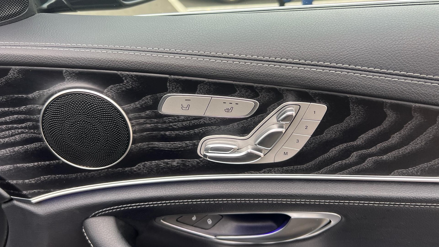 Used Mercedes-Benz E Class 2019 for sale - 76072607: Photo 44