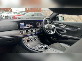 Used Mercedes-Benz E Class 2019 for sale - 76072607: Photo