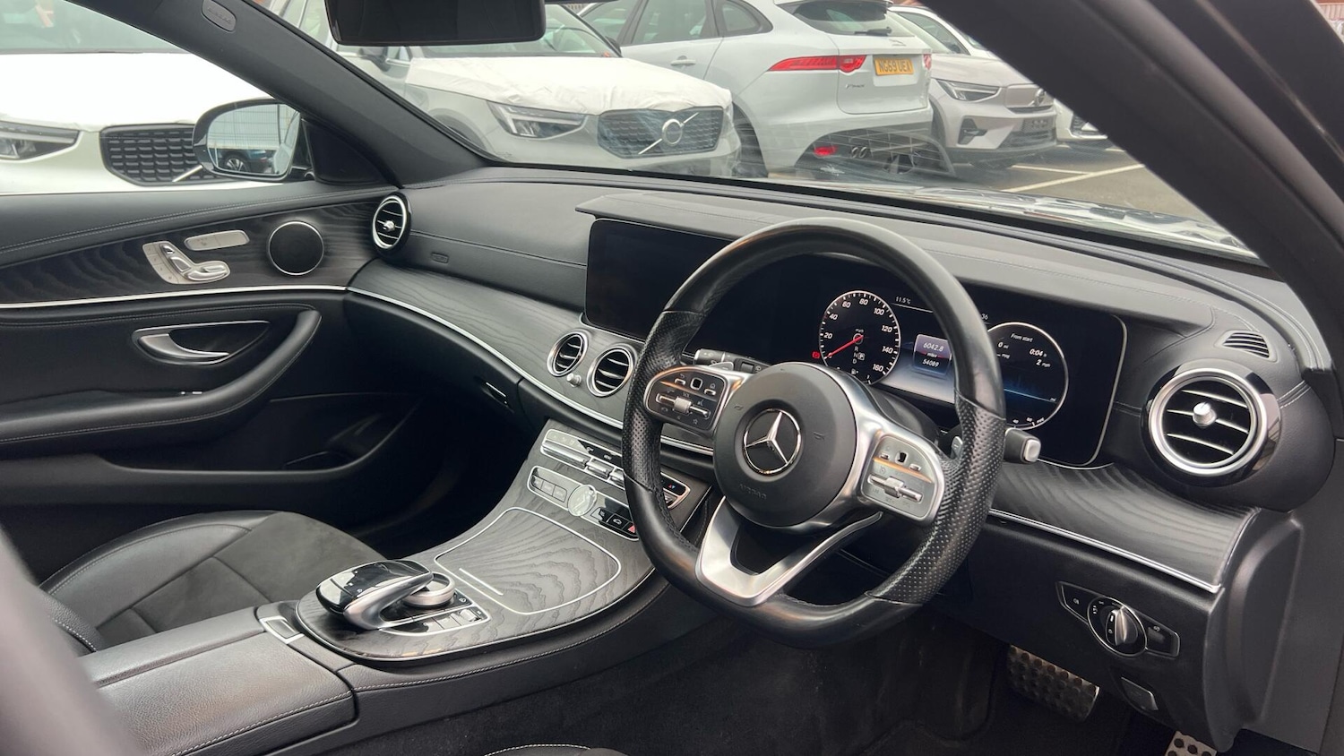 Used Mercedes-Benz E Class 2019 for sale - 76072607: Photo 5