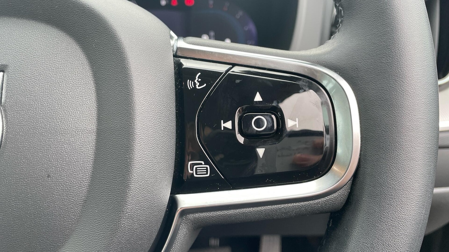 Used Volvo XC60 2023 for sale - 77439990: Photo 20