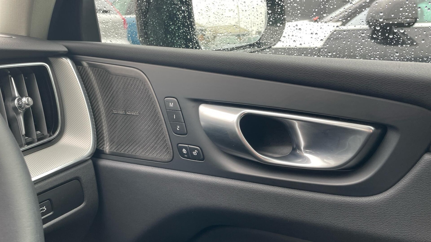 Used Volvo XC60 2023 for sale - 77439990: Photo 27