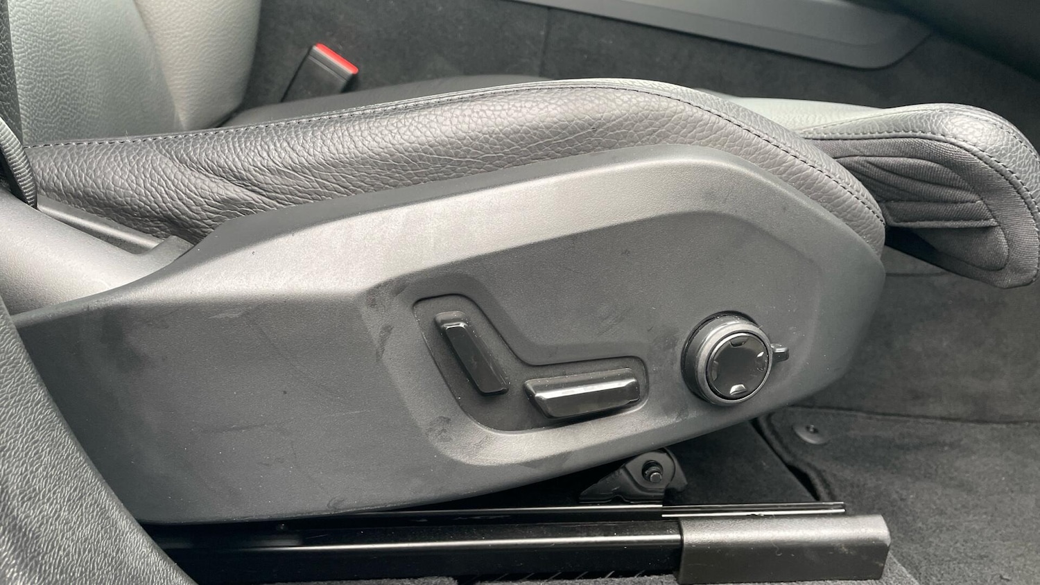 Used Volvo XC60 2023 for sale - 77439990: Photo 28