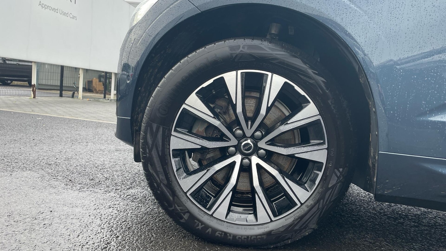 Used Volvo XC60 2023 for sale - 77439990: Photo 9