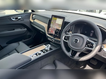 Used Volvo XC60 2026 for sale - 78783784: Photo