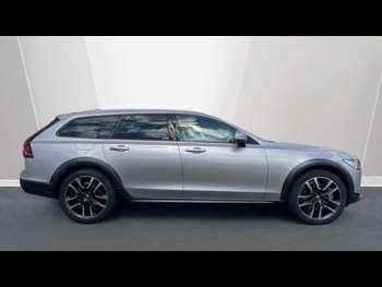 Used Volvo V90 2022 for sale - 75059871: Photo