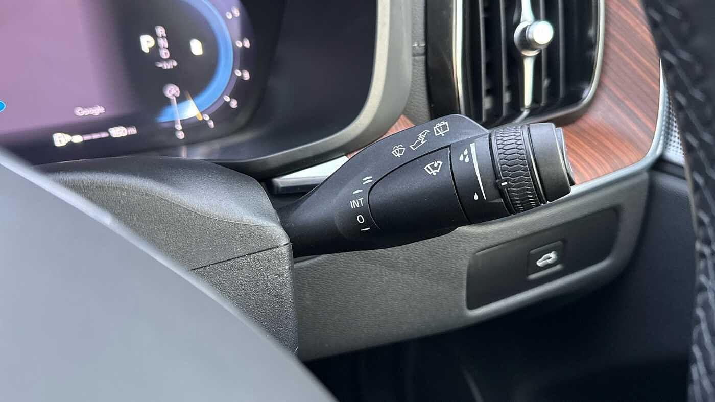 Used Volvo XC60 2024 for sale - 76527791: Photo 28