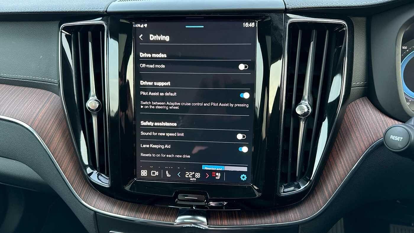 Used Volvo XC60 2024 for sale - 76527791: Photo 33