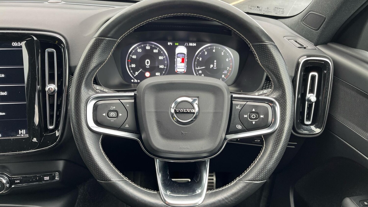 Used Volvo XC40 2020 for sale - 76361400: Photo 10