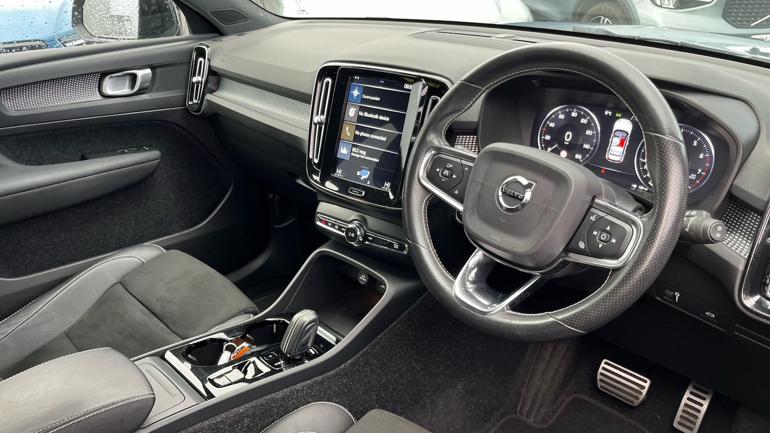 Used Volvo XC40 2020 for sale - 76361400: Photo 4