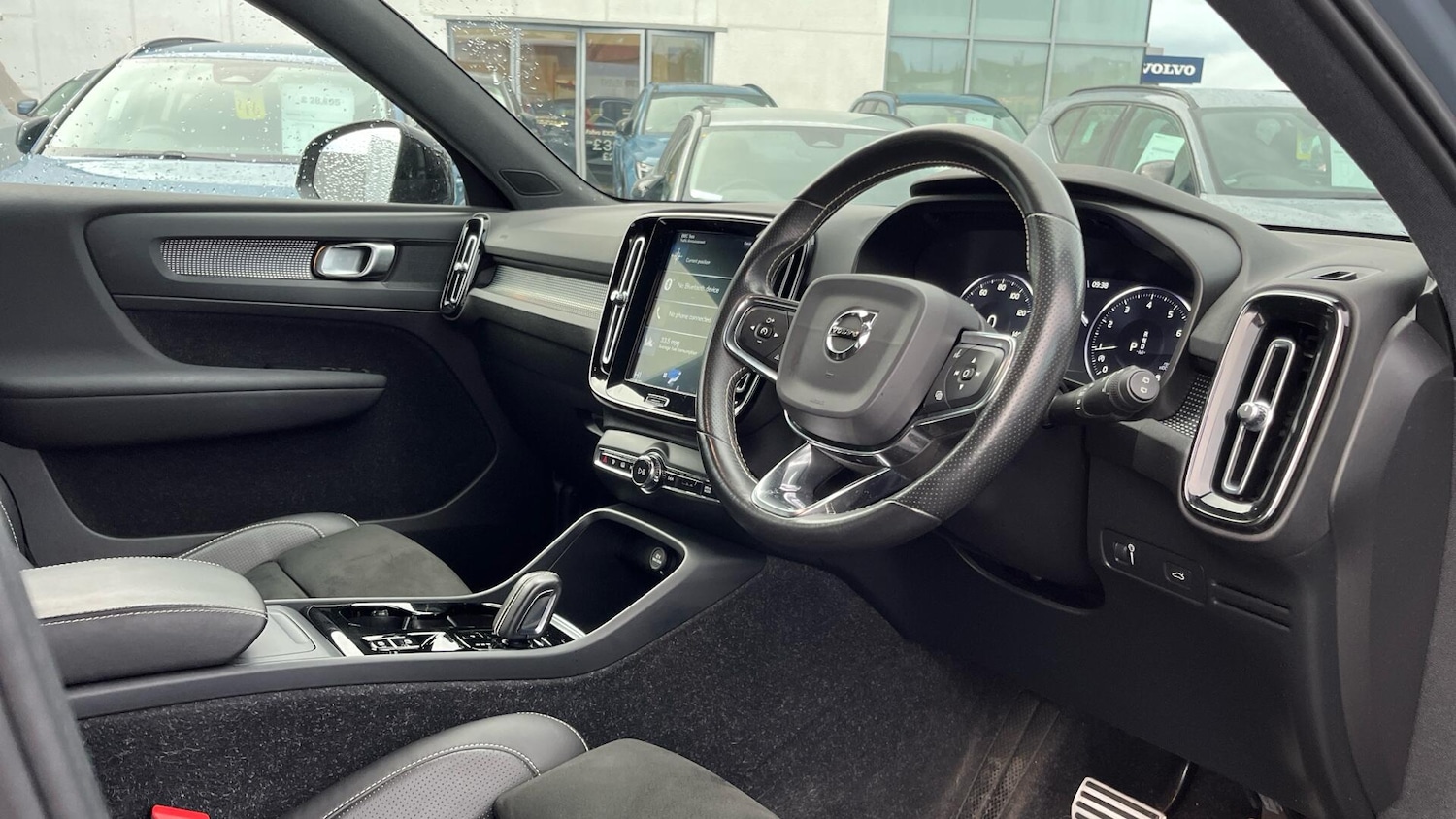 Used Volvo XC40 2020 for sale - 76361400: Photo 45