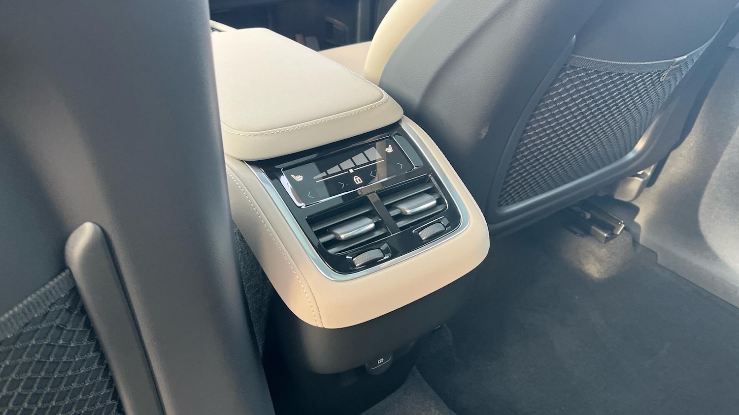 Used Volvo XC90 2025 for sale - 77156784: Photo 36