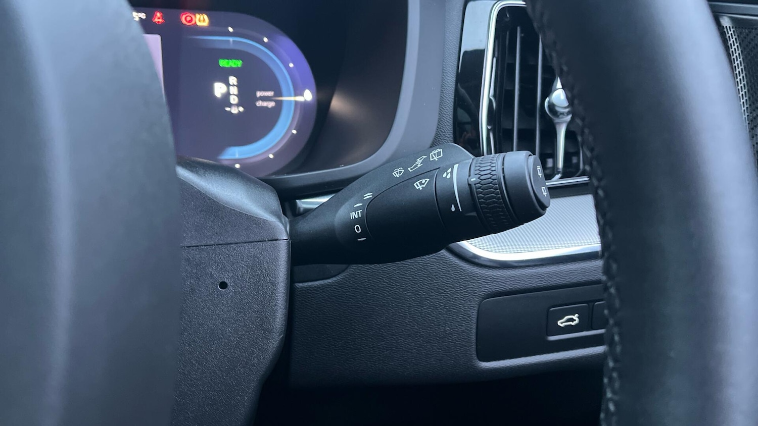 Used Volvo XC60 2025 for sale - 76990273: Photo 21