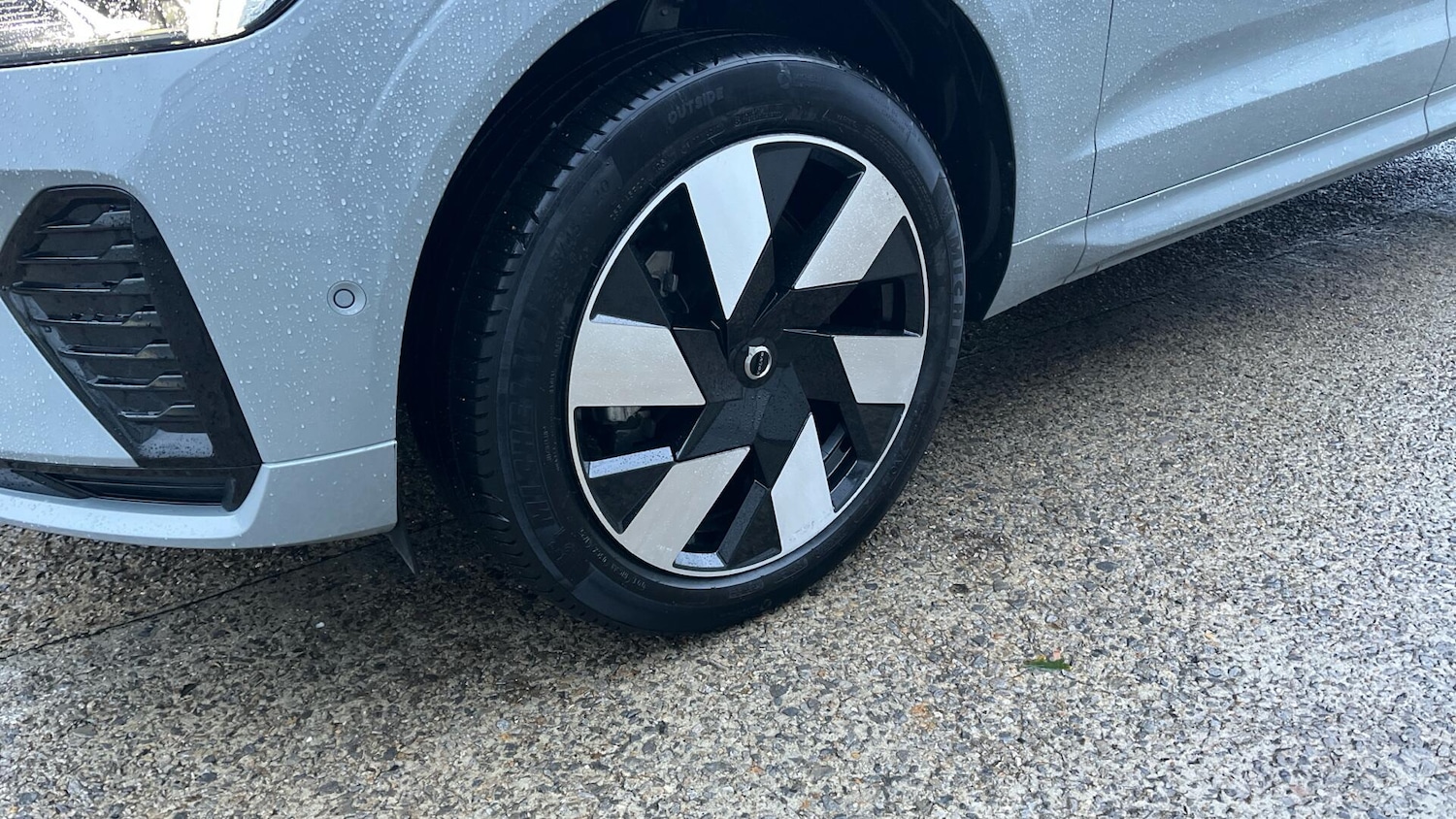 Used Volvo XC60 2025 for sale - 76990273: Photo 42