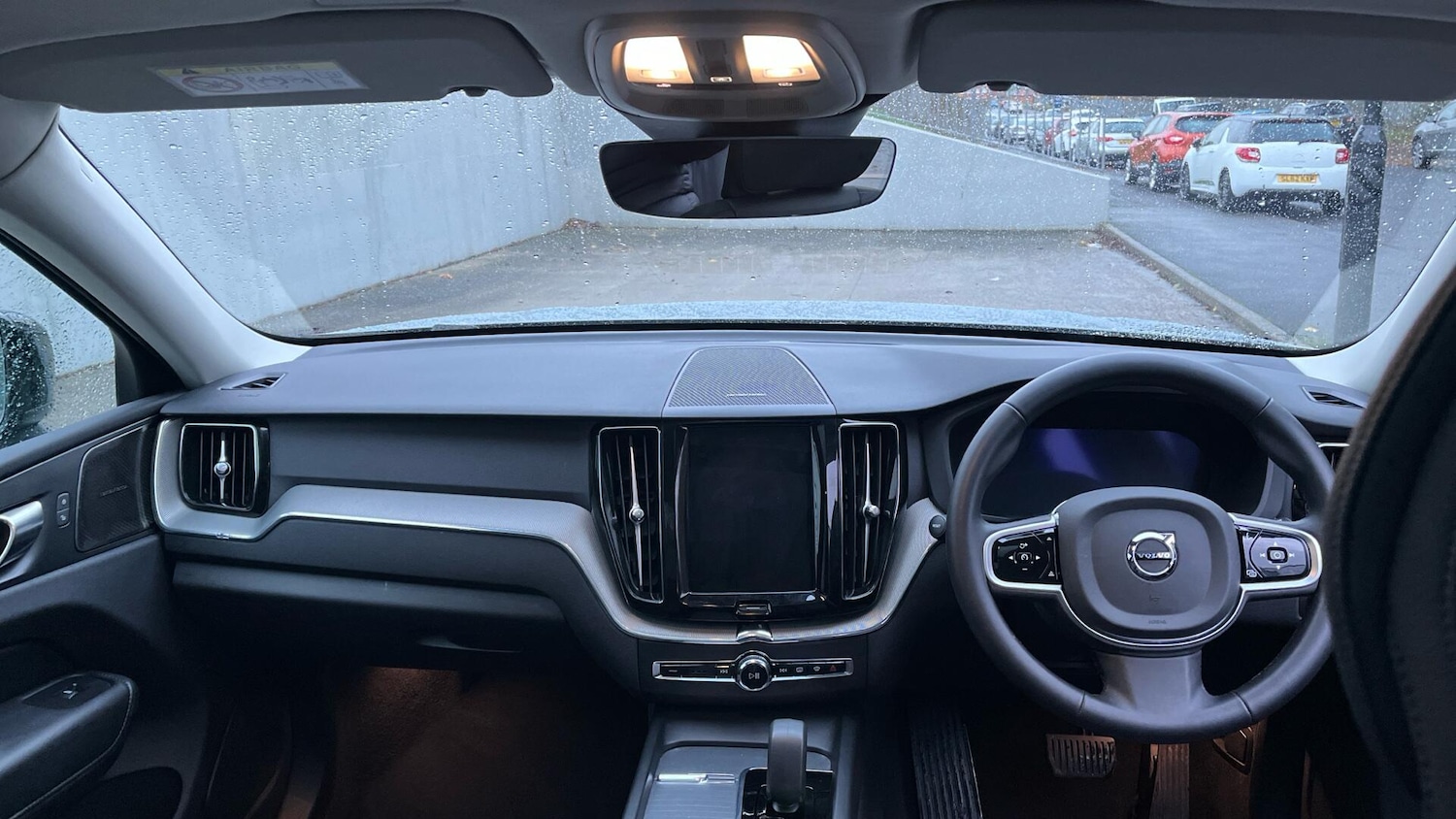 Used Volvo XC60 2025 for sale - 76990273: Photo 5