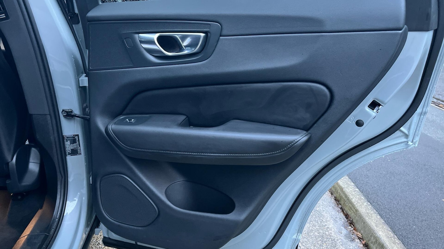 Used Volvo XC60 2025 for sale - 76990273: Photo 54