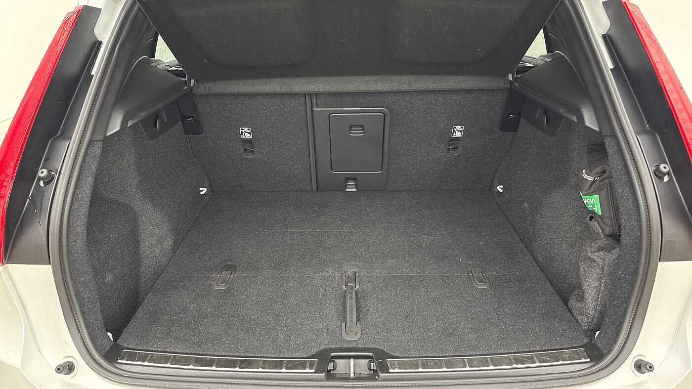 Used Volvo XC40 2025 for sale - 76349581: Photo 14