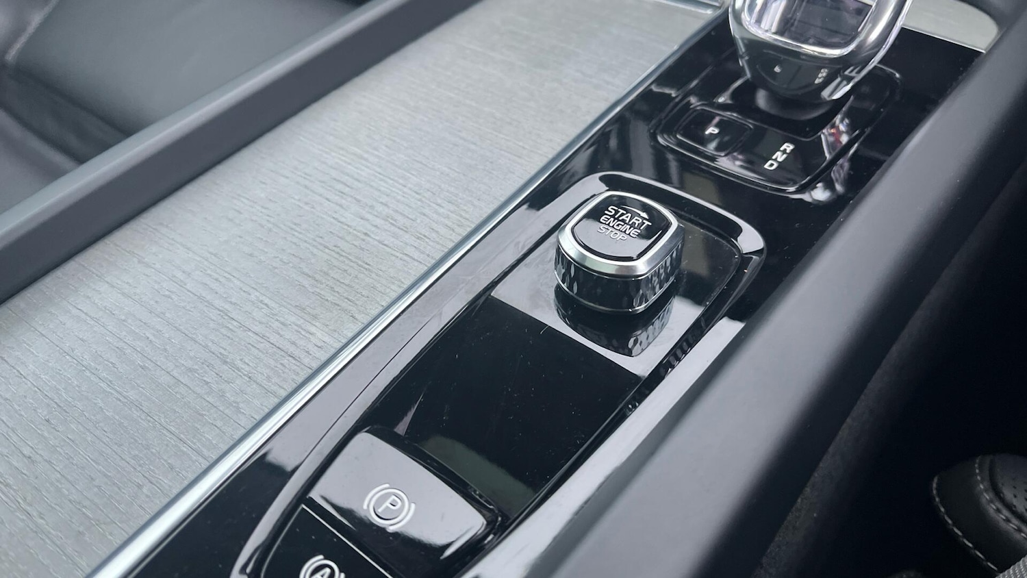 Used Volvo XC60 2025 for sale - 77238178: Photo 27