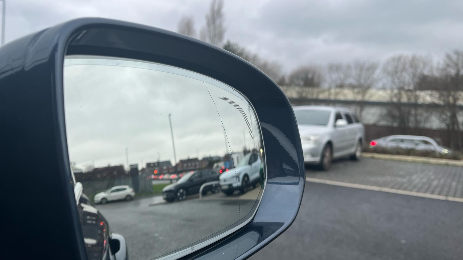 Used Volvo XC60 2025 for sale - 77238178: Photo 32