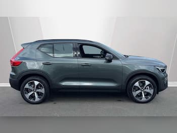 Used Volvo XC40 2026 for sale - 79751240: Photo