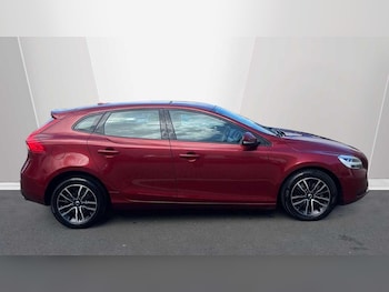 Used Volvo V40 2017 for sale - 78504591: Photo