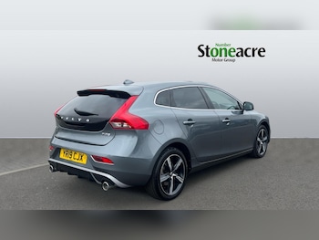 Used Volvo V40 2019 for sale - 79201606: Photo