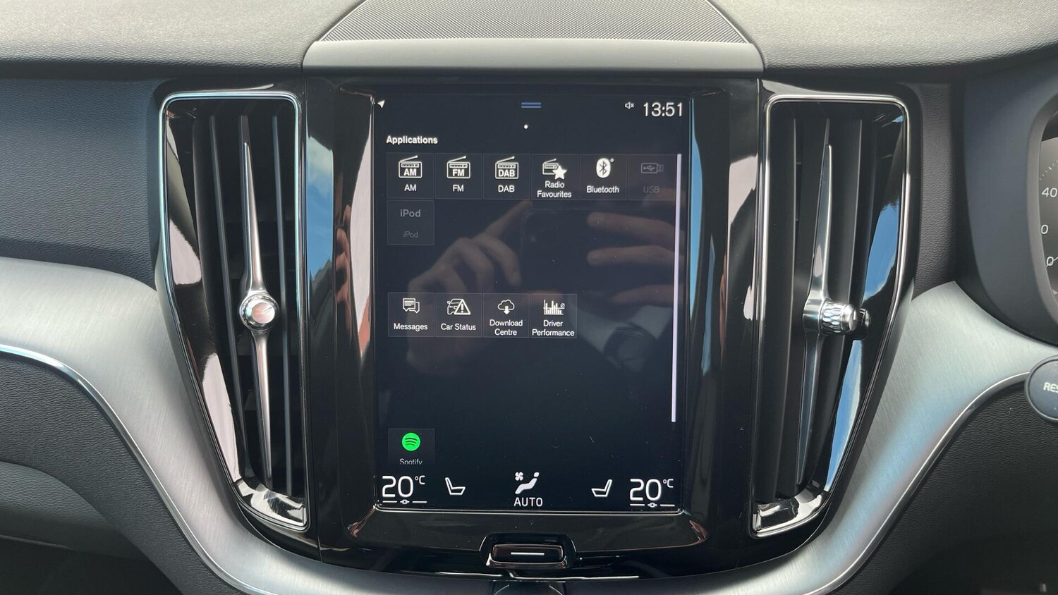 Used Volvo XC60 2018 for sale - 76072959: Photo 36