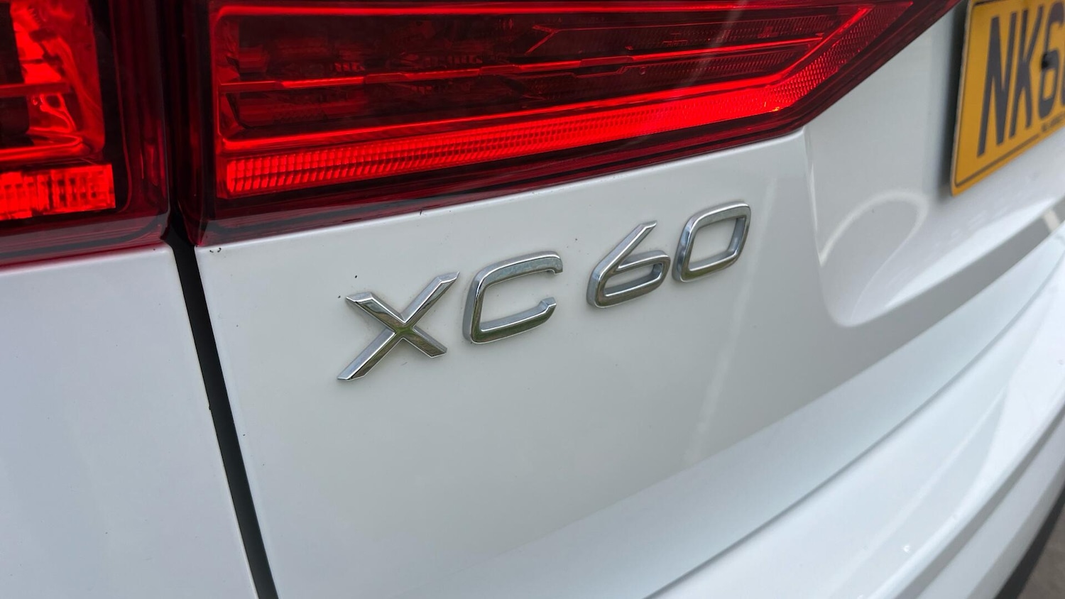 Used Volvo XC60 2018 for sale - 76072959: Photo 45
