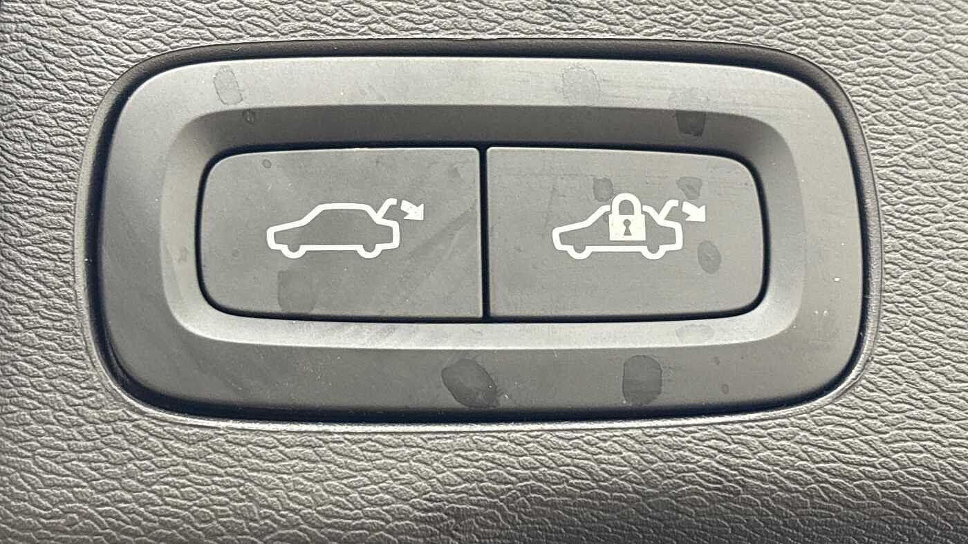 Used Volvo XC60 2024 for sale - 76499490: Photo 19