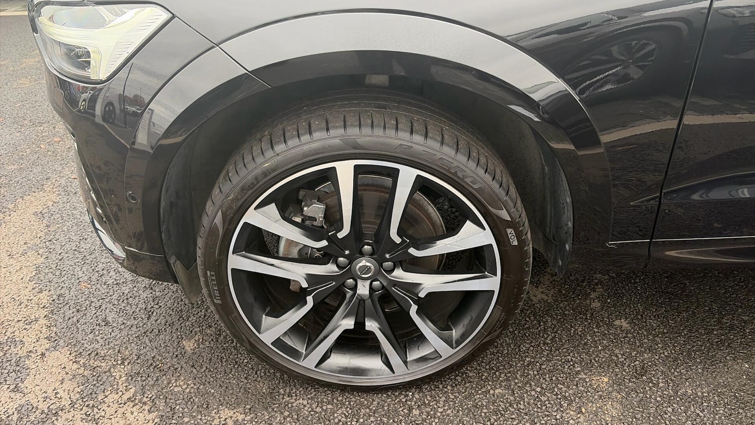 Used Volvo XC60 2024 for sale - 76499490: Photo 44