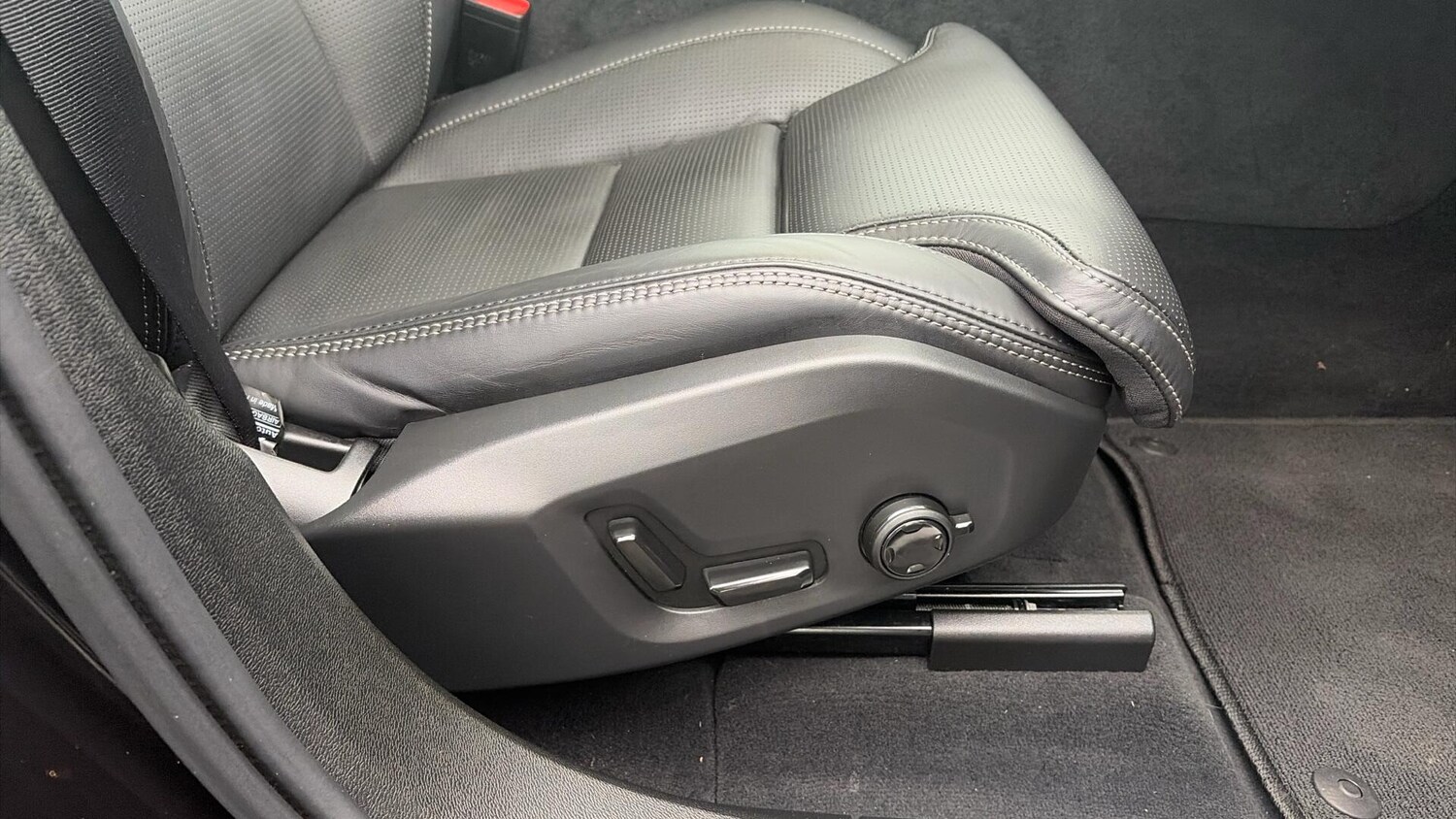 Used Volvo XC60 2024 for sale - 76499490: Photo 52