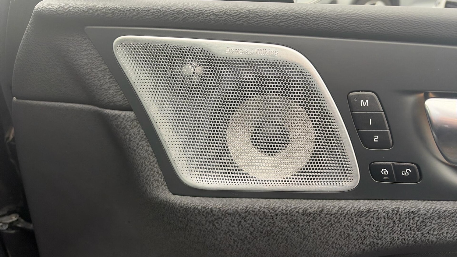 Used Volvo XC60 2024 for sale - 76499490: Photo 54