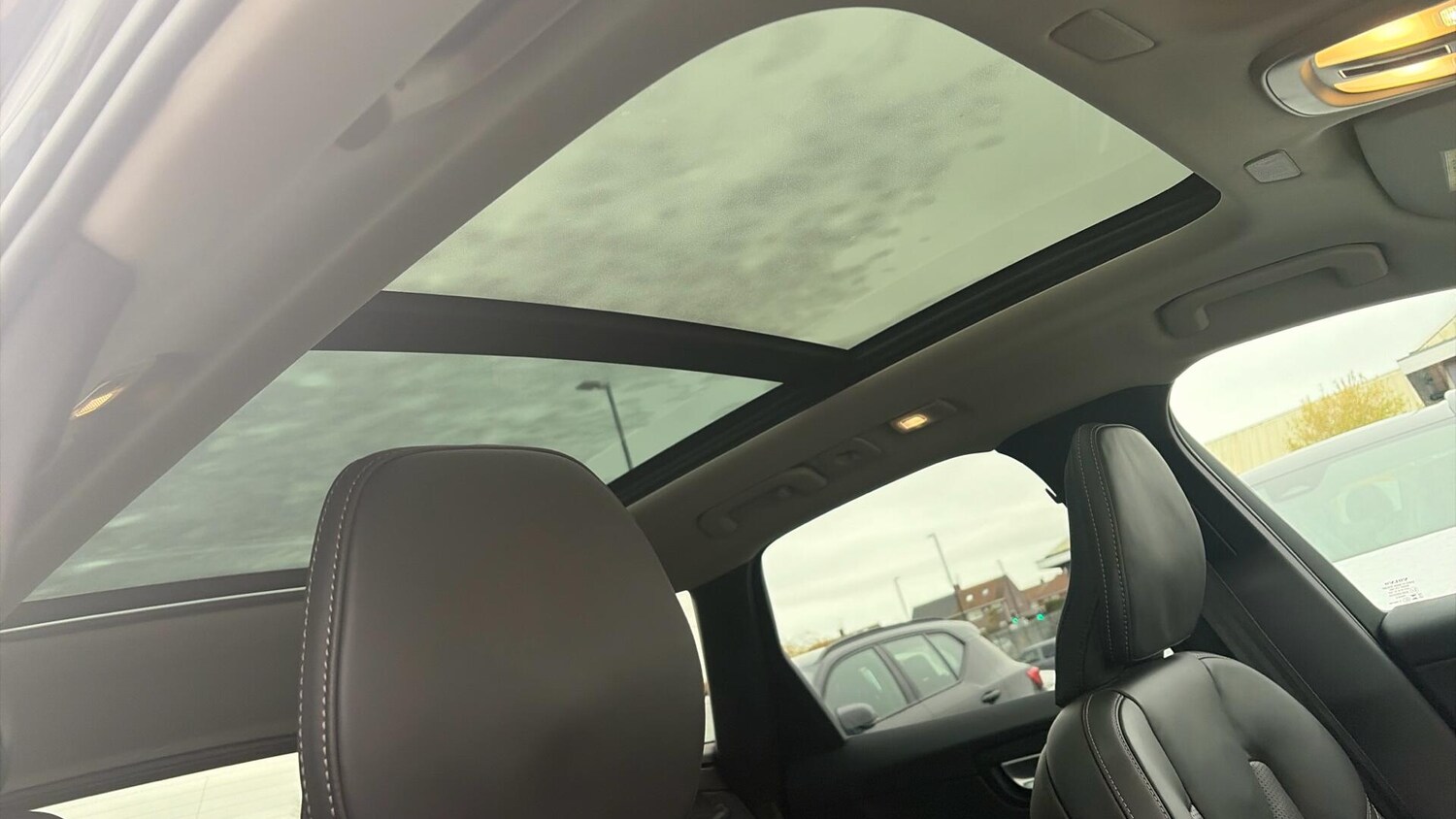 Used Volvo XC60 2024 for sale - 76499490: Photo 56