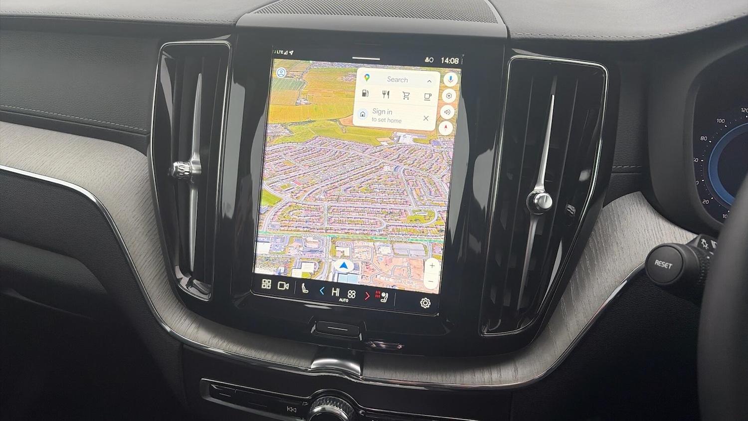 Used Volvo XC60 2024 for sale - 76499490: Photo 62