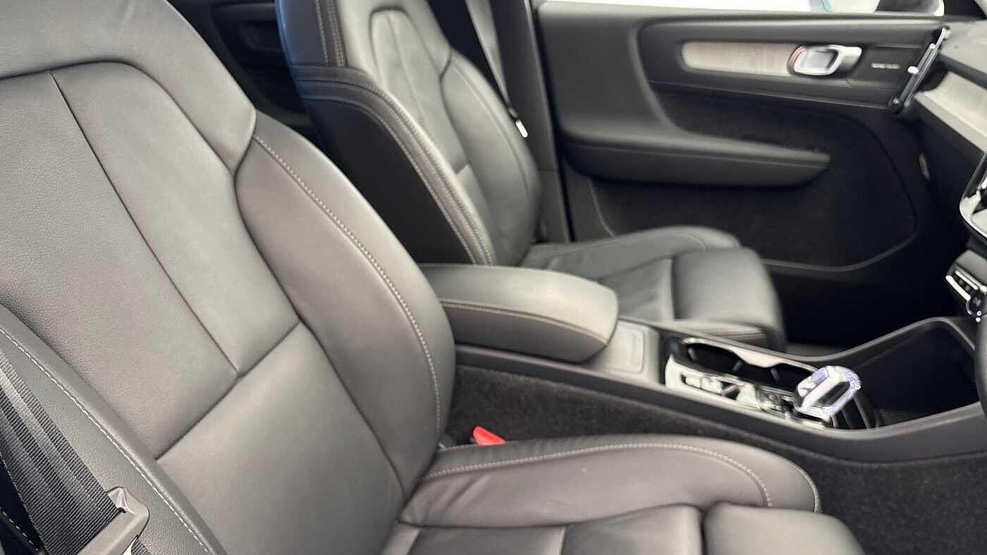 Used Volvo XC40 for sale - 78127535: Photo 28