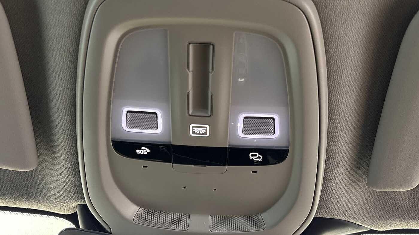 Used Volvo XC40 for sale - 78127535: Photo 32