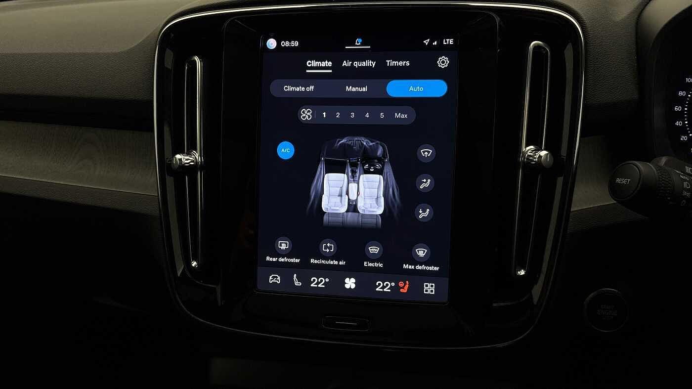 Used Volvo XC40 for sale - 78127535: Photo 38